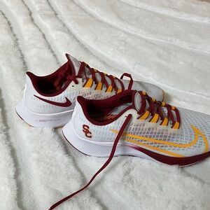 Nike White, Cardinal & Gold USC Running Sneakers NWOT